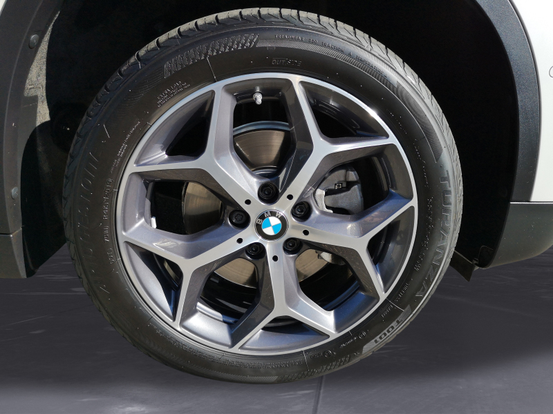 BMW - X1 sDrive18d xLine