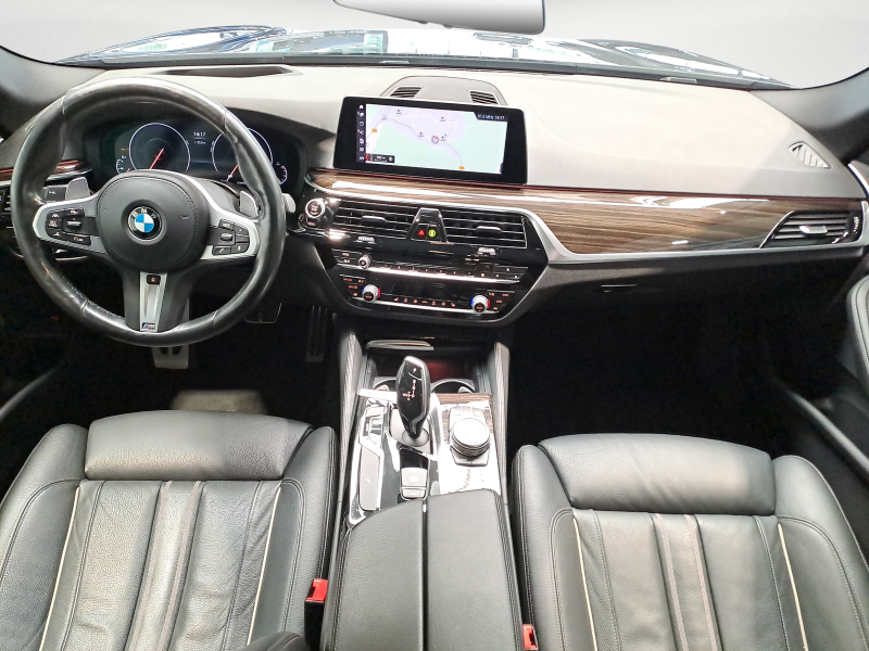 BMW - 530i xDrive M-Sport