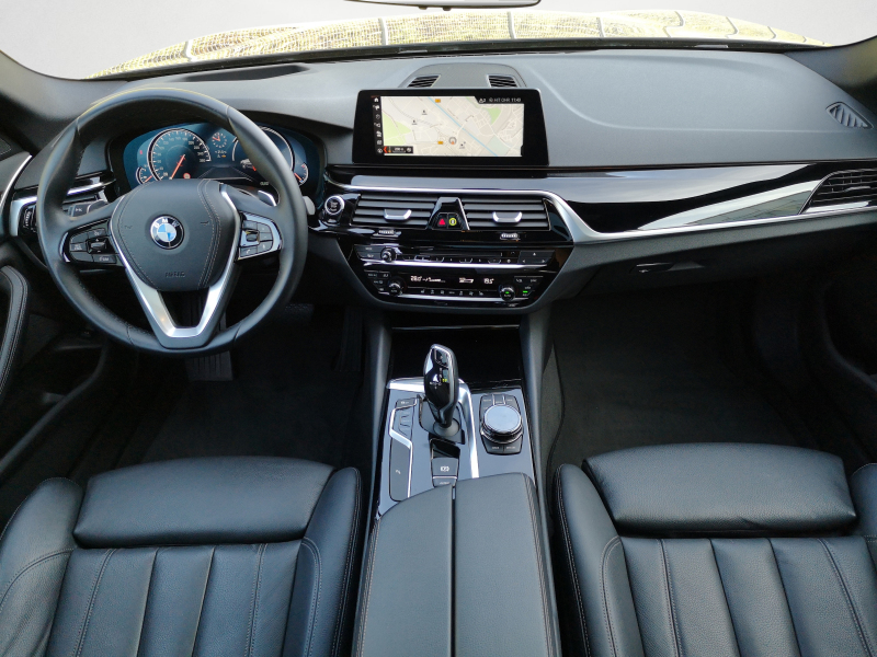 BMW - 530i Touring
