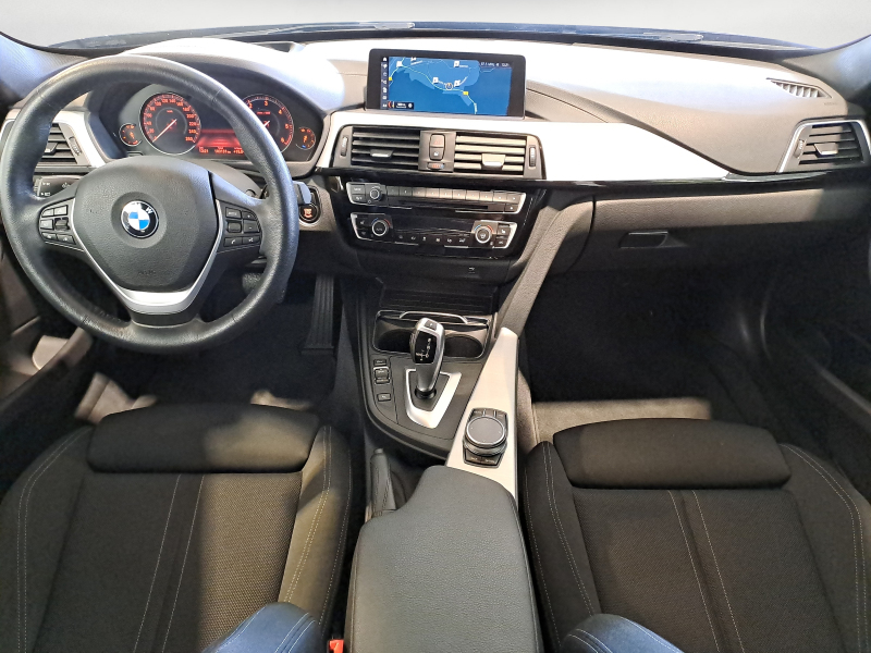 BMW - 320dA xDrive Touring Sport Line