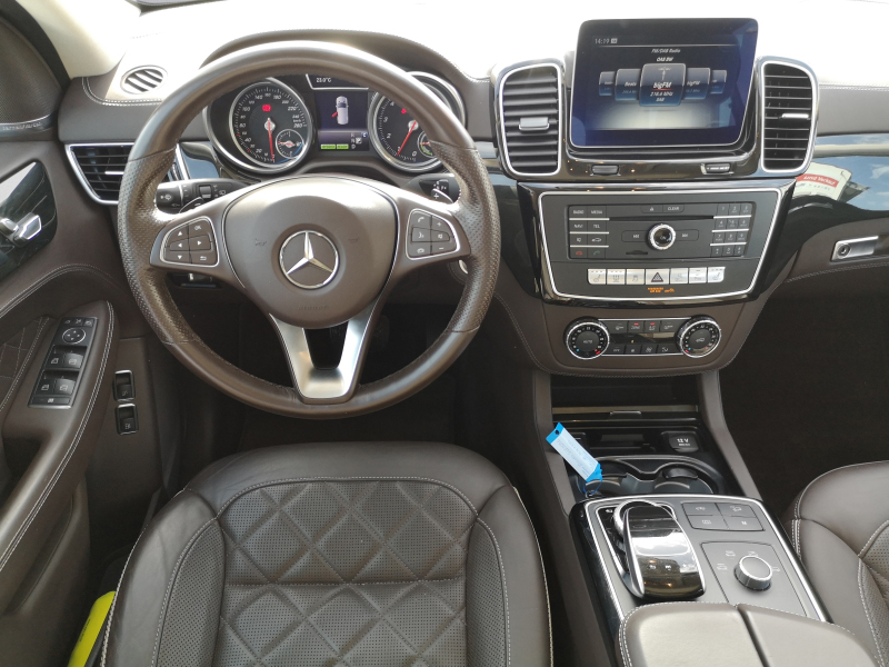 Mercedes-Benz - GLE 500 e 4MATIC