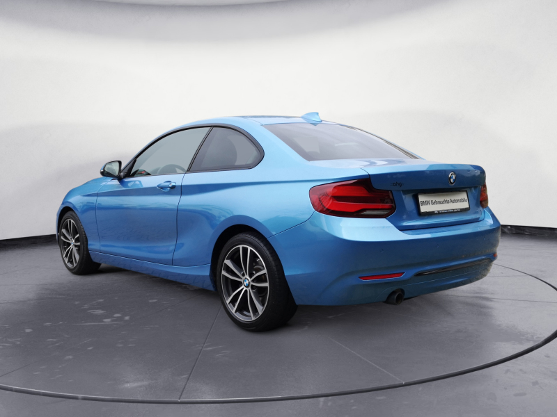 BMW - 218i Coupe Sport Line