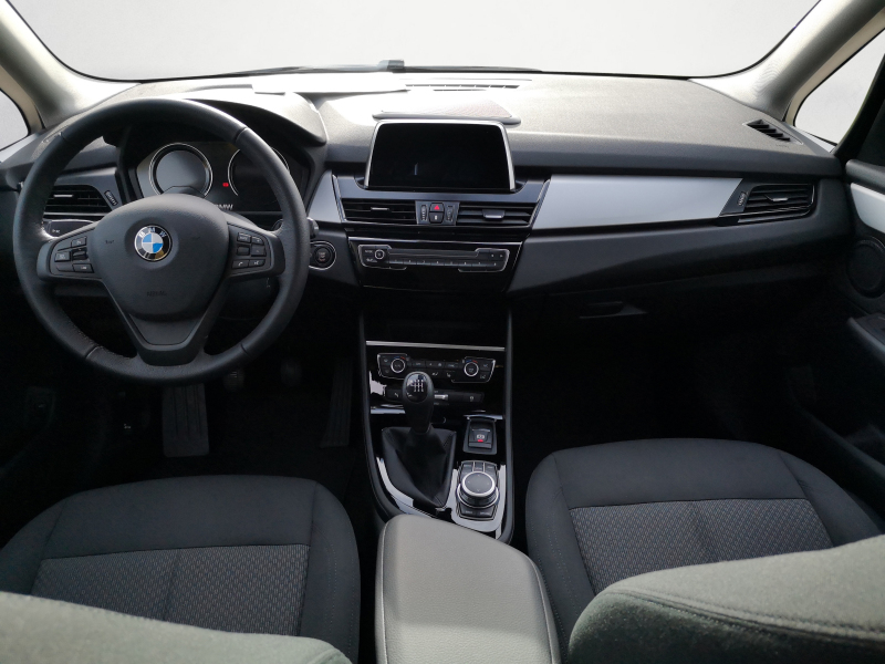 BMW - 218d Gran Tourer Advantage
