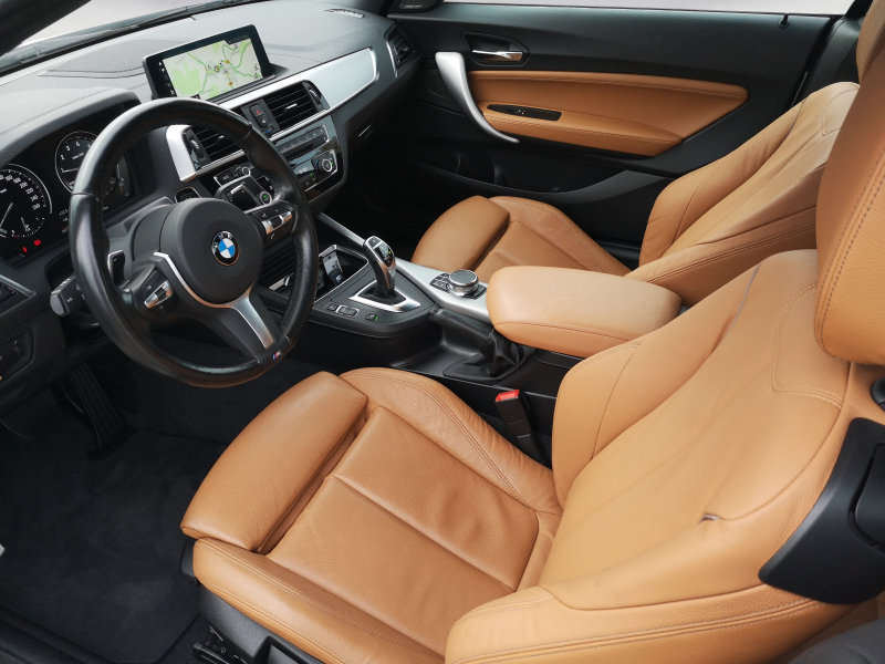 BMW - 230i Cabrio