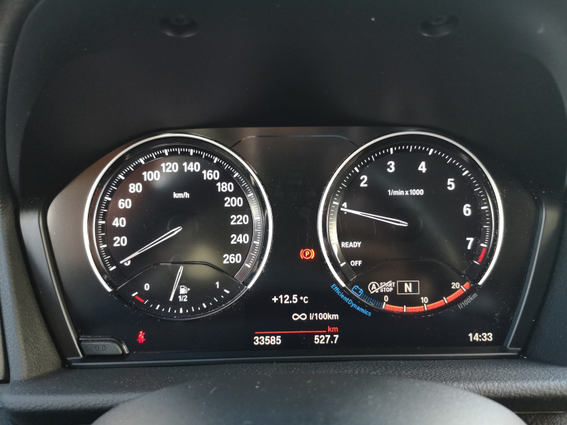 BMW - 218i Gran Tourer Advantage