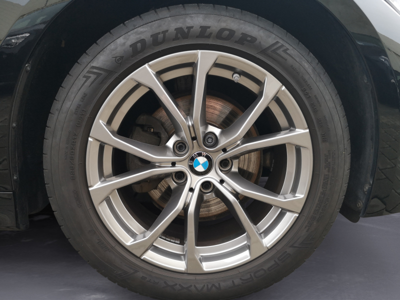 BMW - 320dA Limousine Sport Line