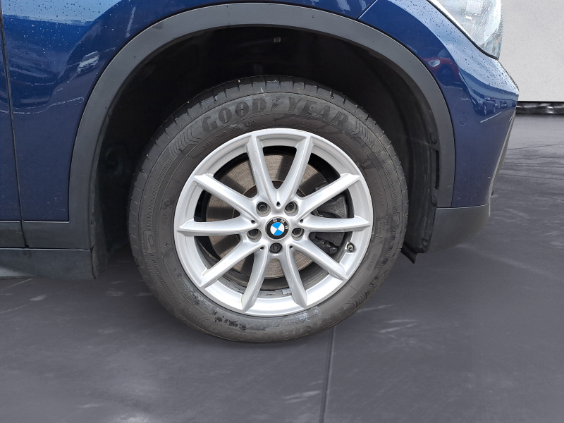 BMW - X1 xDrive20i Advantage Steptronic