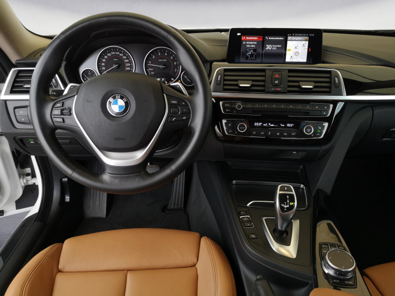 BMW - 430i Coupe Sport Line