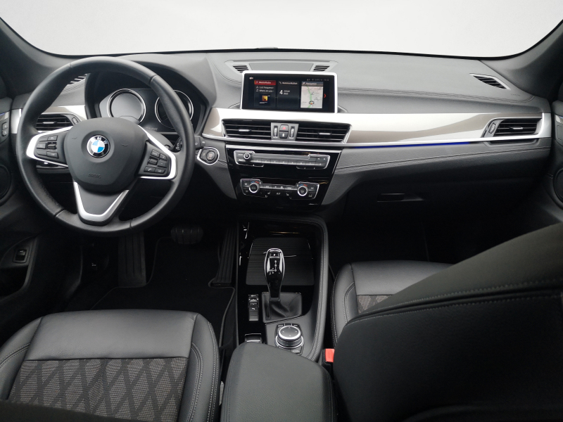 BMW - X1 sDrive18i Aut. xLine