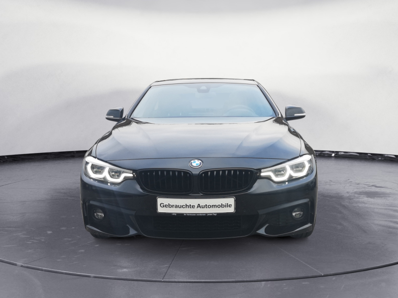 BMW - 440i Coupe M Sport