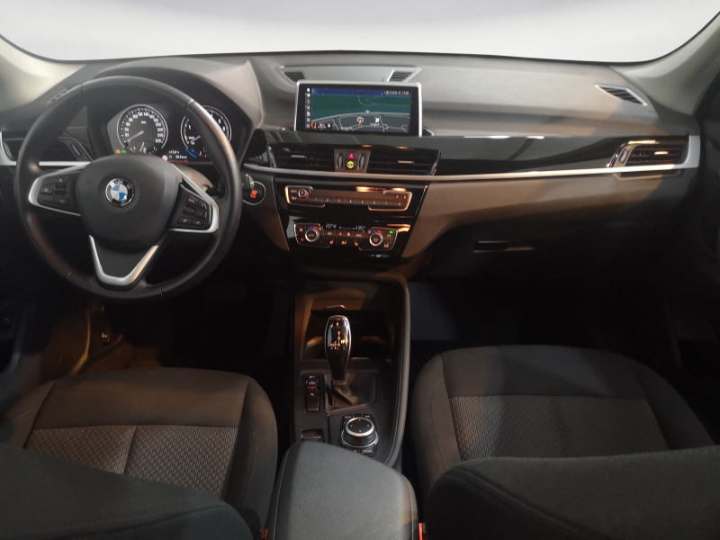 BMW - X1 sDrive18i Business/Navi/PDC