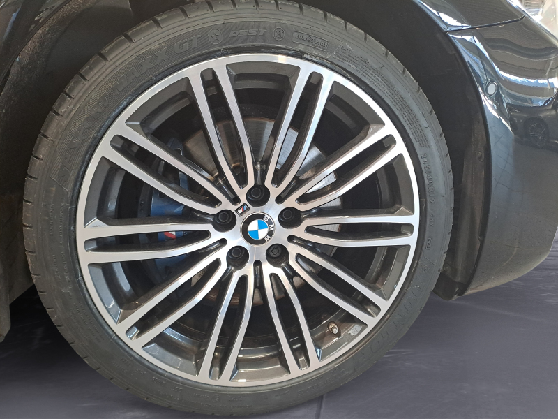 BMW - 530i xDrive Touring M Sport