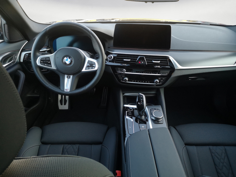 BMW - 520i Touring Aut.