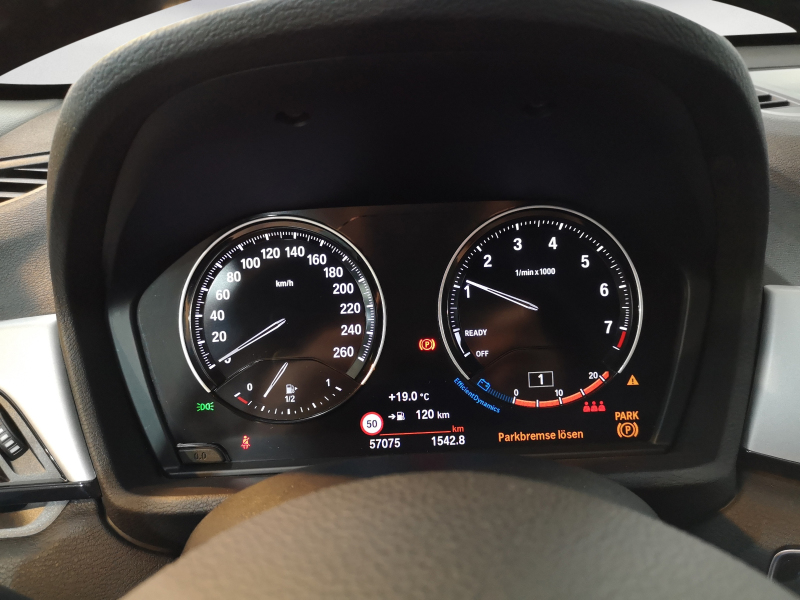 BMW - X1 sDrive18i Advantage Navi/Klima/DAB