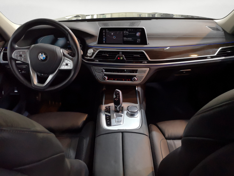 BMW - 745Le xDrive Limousine Soft Close/Massagefunkt.