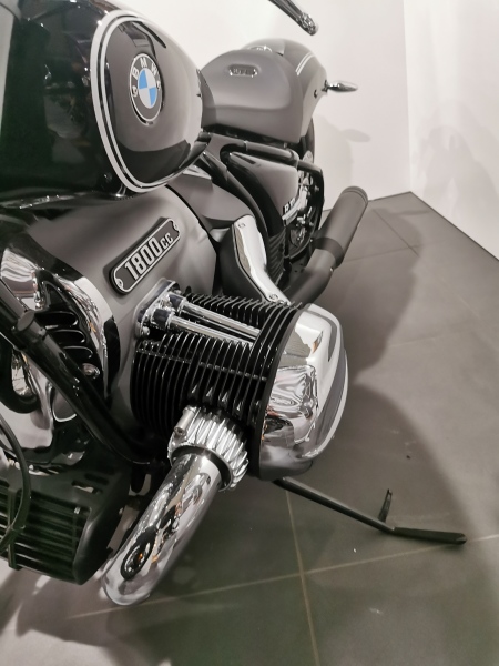 BMW Motorrad - R 18