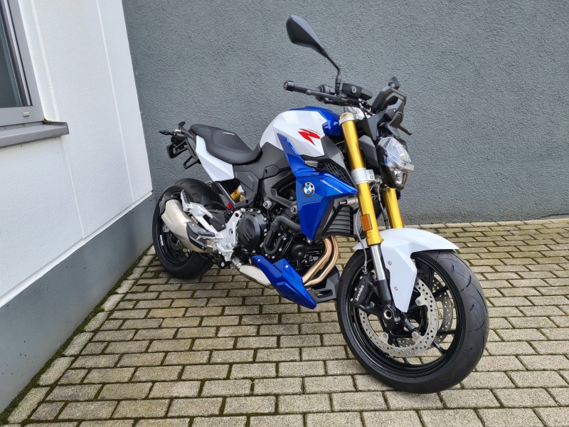 BMW Motorrad - F 900 R A2