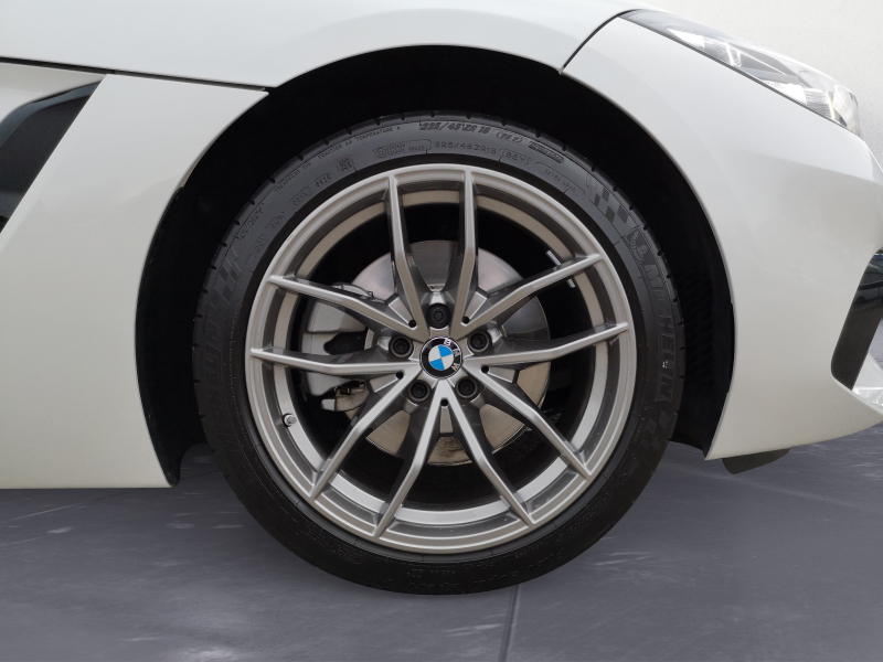 BMW - Z4 sDrive20i Advantage Cabrio