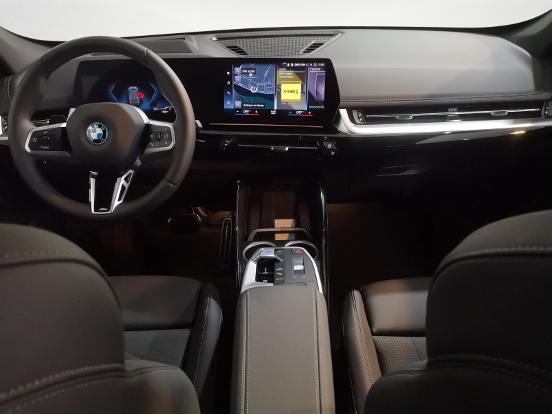 BMW - iX1 xDrive30
