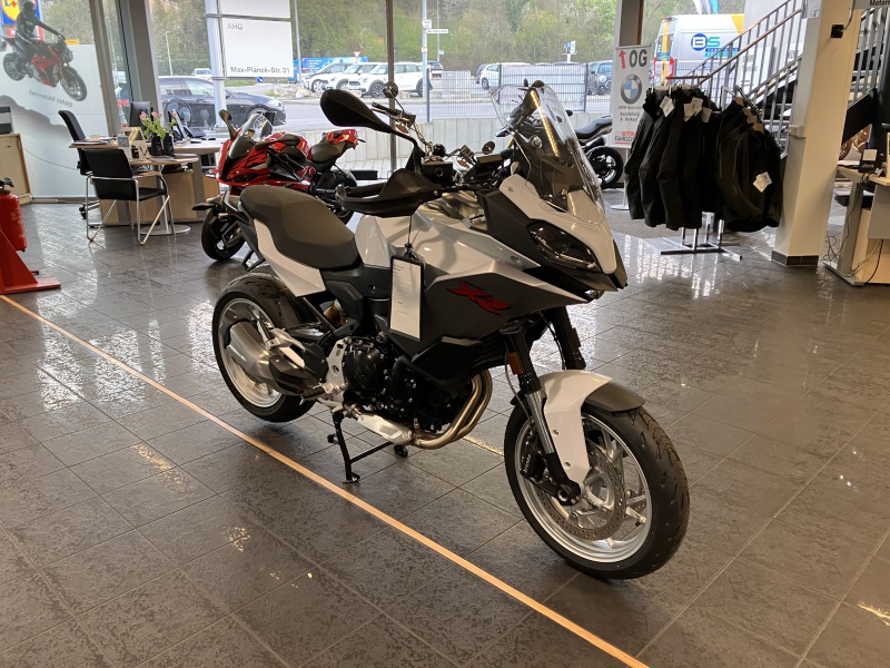 BMW Motorrad - F 900 XR A2