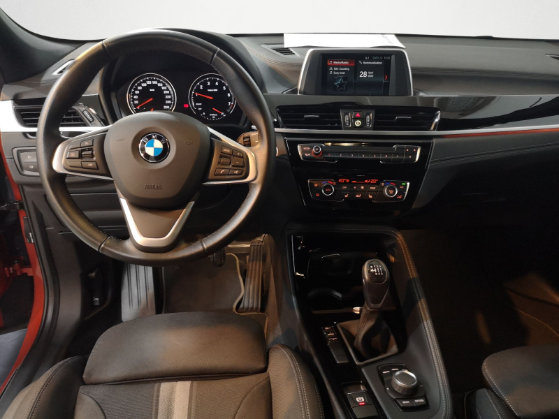 BMW - X2 sDrive18i Advantage Plus/18`/PDC