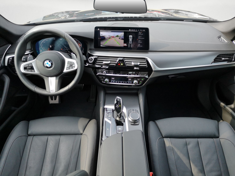 BMW - 520i