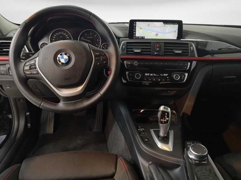 BMW - 320d Touring Panorama/Head-Up/HiFi