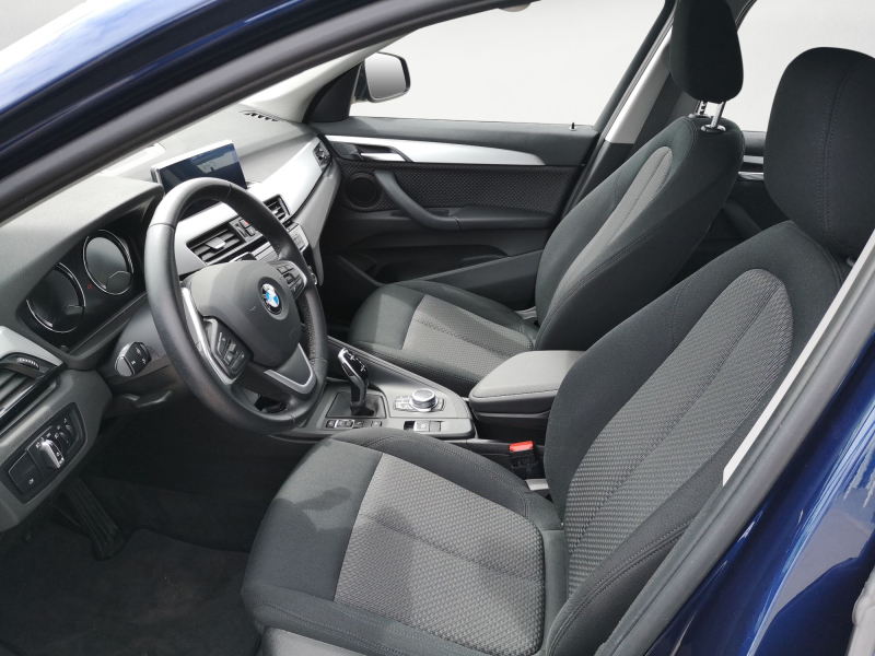 BMW - X1 xDrive20i Advantage Steptronic