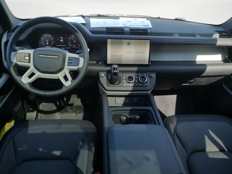 Land Rover - Defender 110 P400 X-Dynamic HSE
