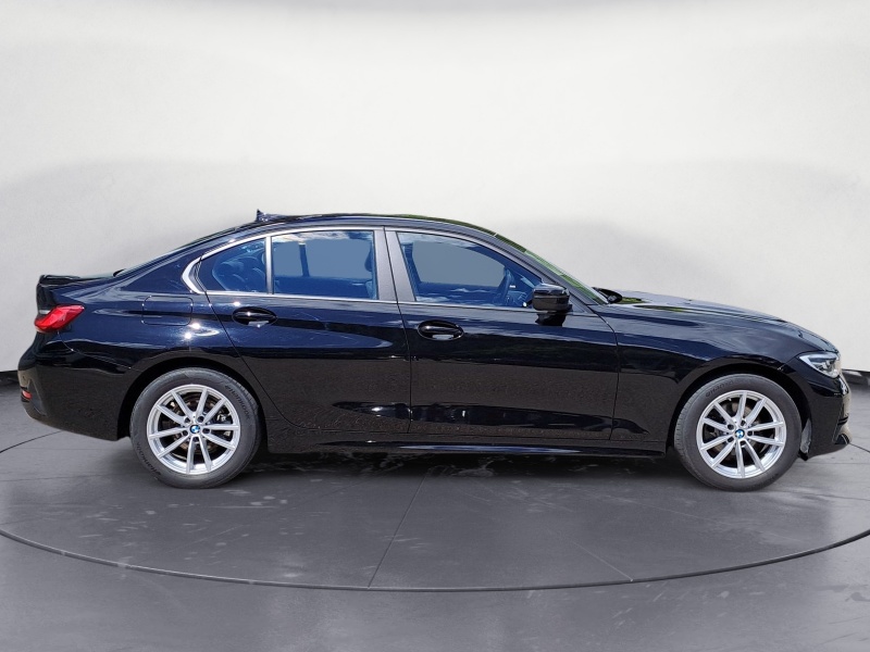 BMW - 320i xDrive Advantage Automatik