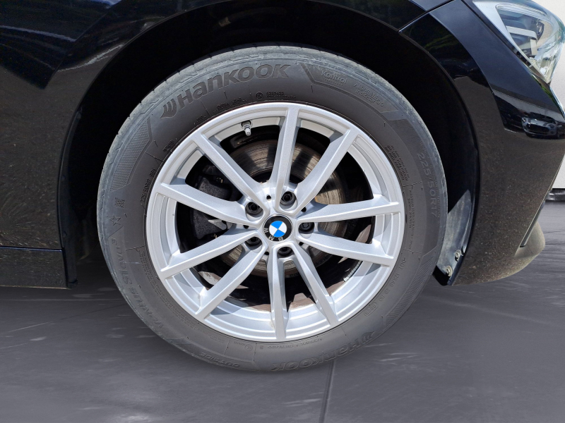 BMW - 320i xDrive Advantage Automatik