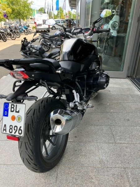 BMW Motorrad - R 1250 R mit Option 719 Frästeile-Paket 1 und 2