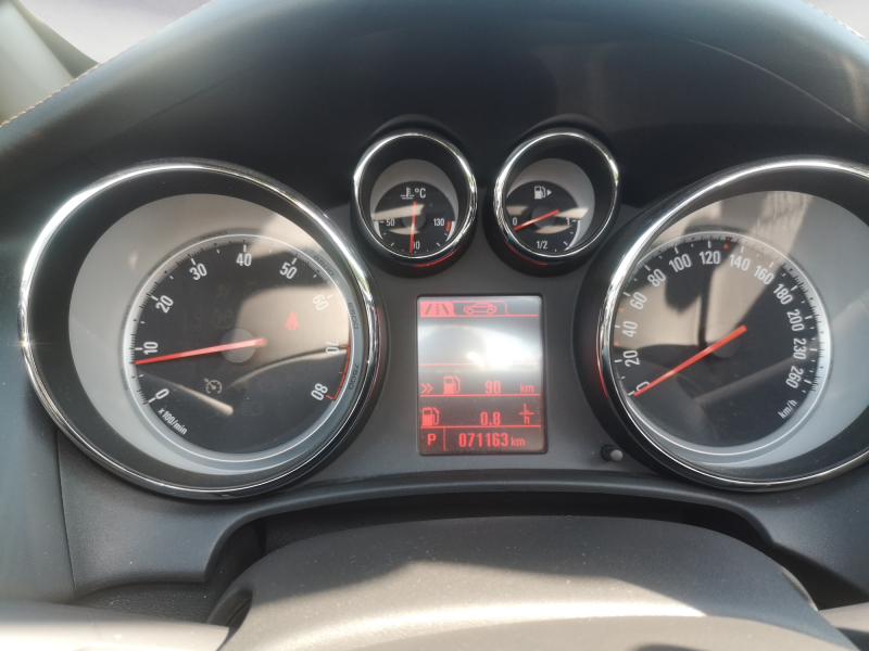 Opel - Cascada 1.6 ECOTEC DI Turbo INNOVATION