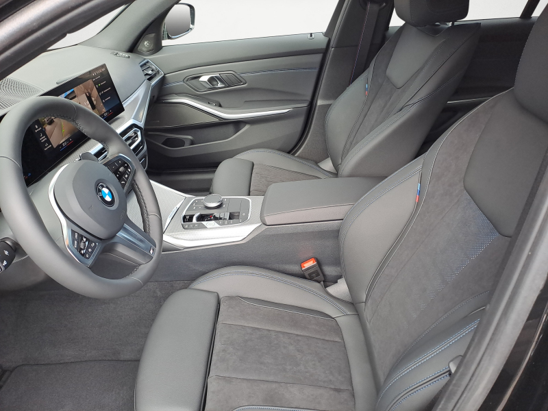 BMW - 330d Touring