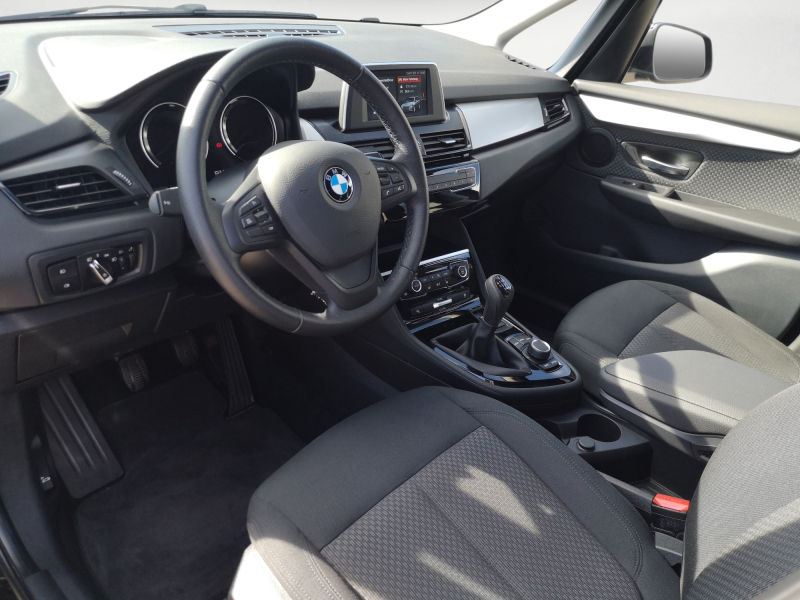 BMW - 216i Gran Tourer Advantage