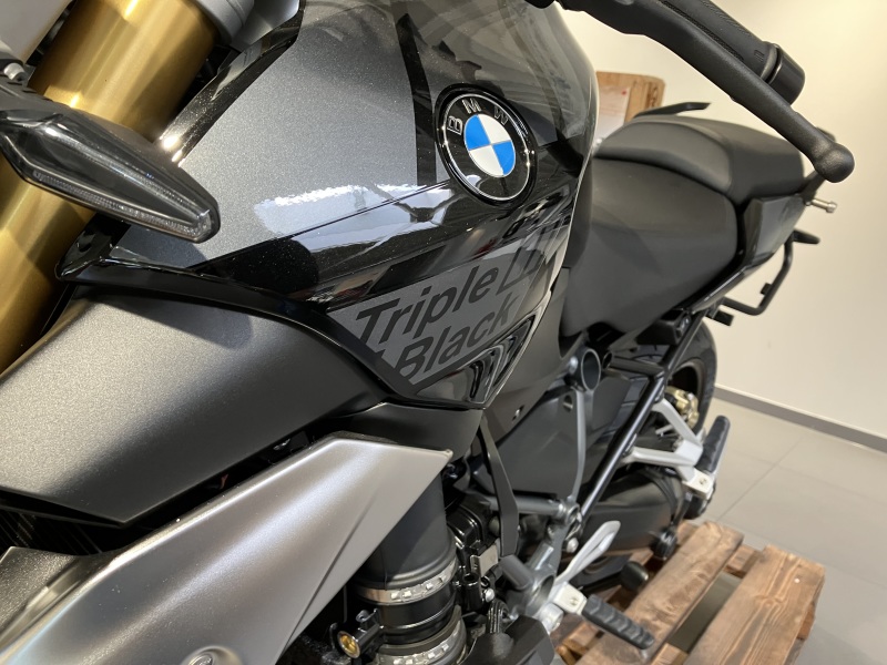 BMW Motorrad - R 1250 R Triple Black