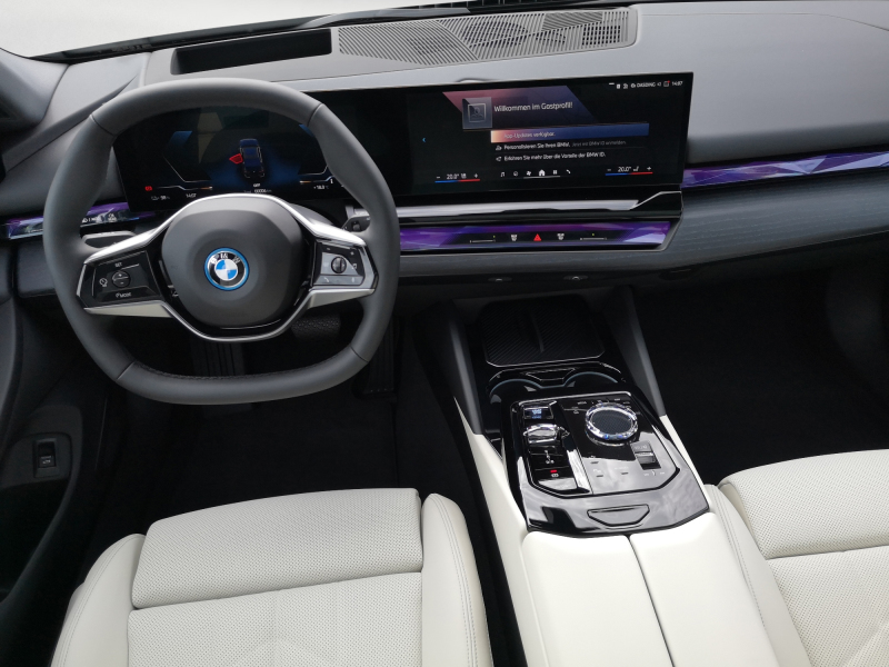 BMW - i5 eDrive40 Limousine