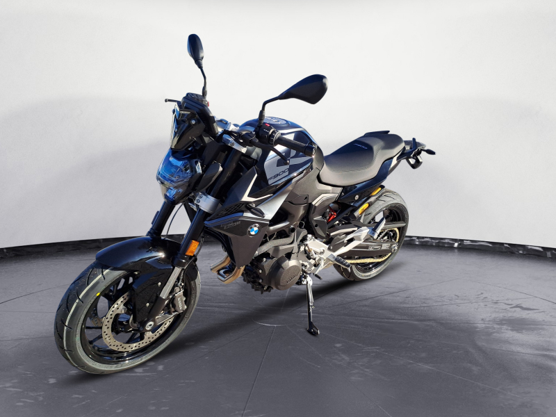 BMW Motorrad - F 900 R