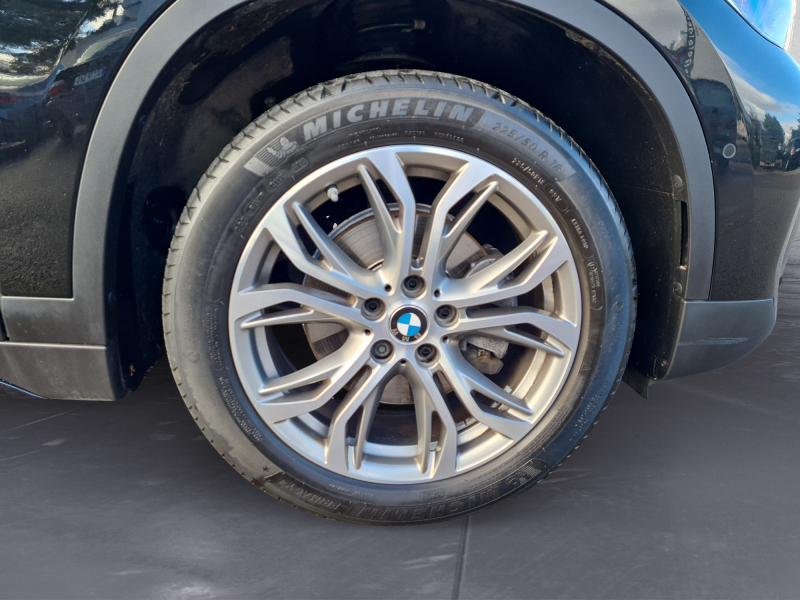 BMW - X1 sDrive18i Sport Line