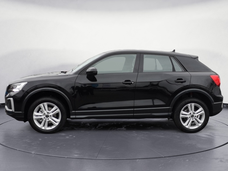 Audi - Q2