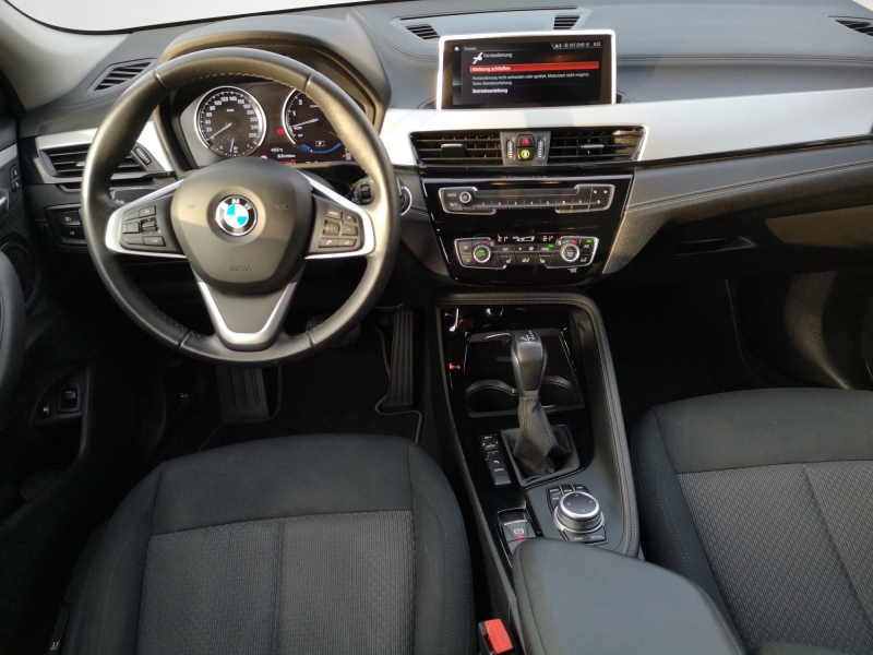 BMW - X2 xDrive25e Advantage Steptronic