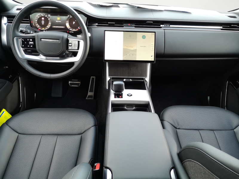 Land Rover - Range Rover Sport D300 Dynamic SE