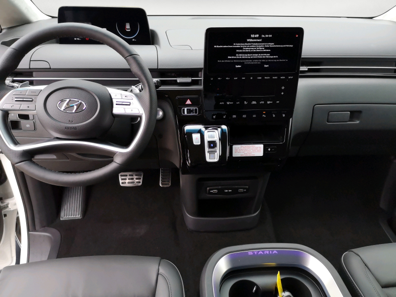 Hyundai - STARIA 7-Sitzer 2.2 CRDi SIGNATURE