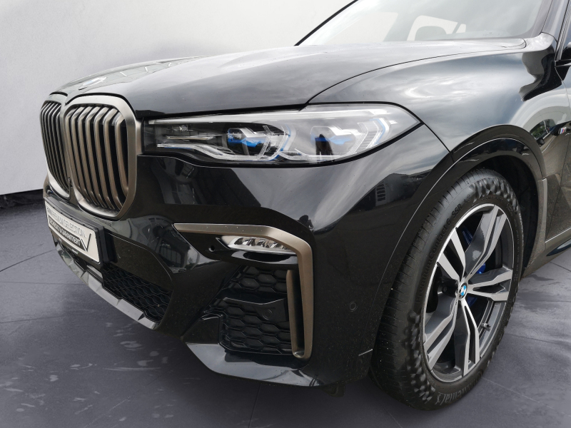 BMW - X7 M50i