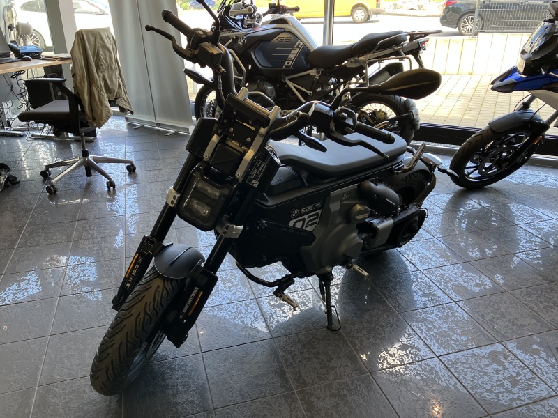 BMW Motorrad - CE 02