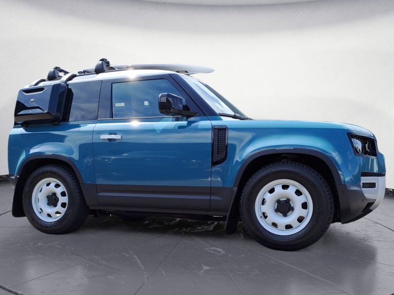 Land Rover - Defender 90 D250 SE
