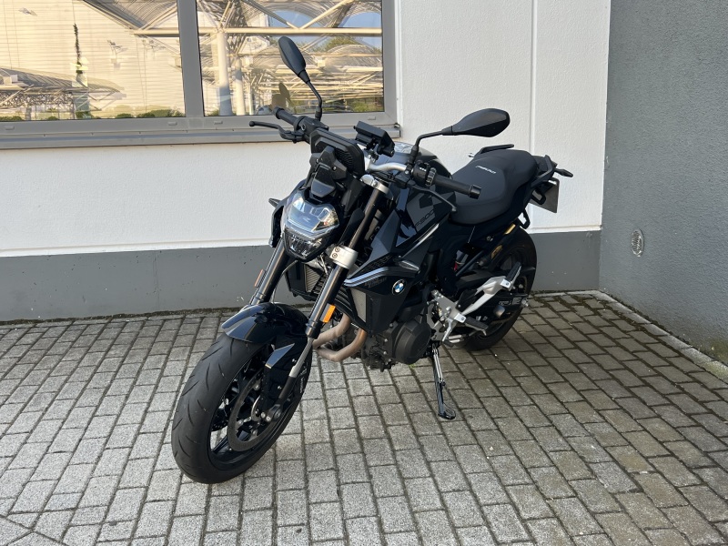 BMW Motorrad - F 900 R A2