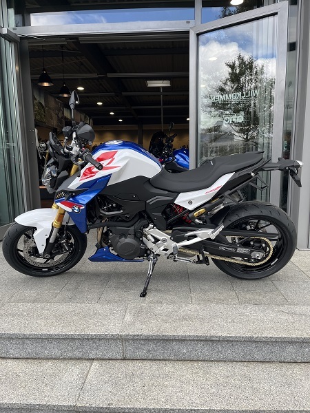 BMW Motorrad - F 900 R sofort Verfügbar