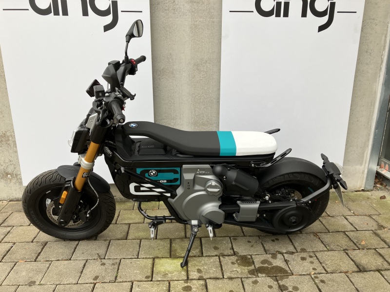 BMW Motorrad - CE 02