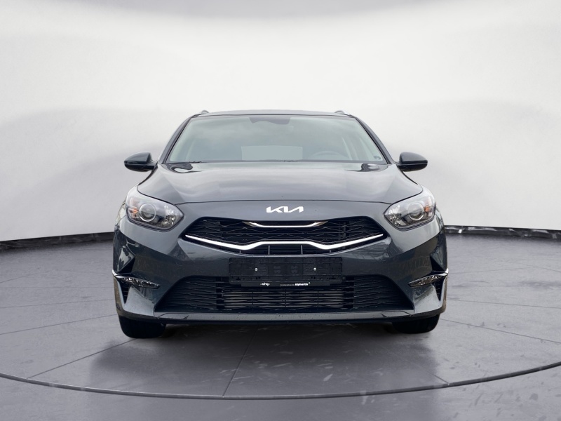 Kia - Ceed SW 1.5 Vision STD/KOMFORT